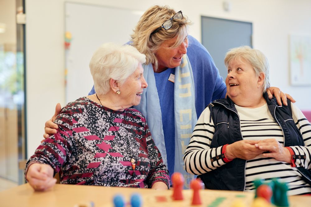 In der Tagespflege Viersen finden Senioren Gesellschaft.